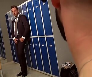 Muscolo gay fetish con in faccia