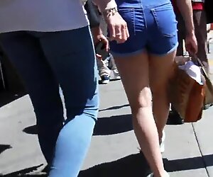 Bootycruise: Asiatisk Sild Leg Kunst 29: Blå denim shorts