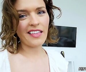 Krissy Lynn v hříšné nevlastní matce